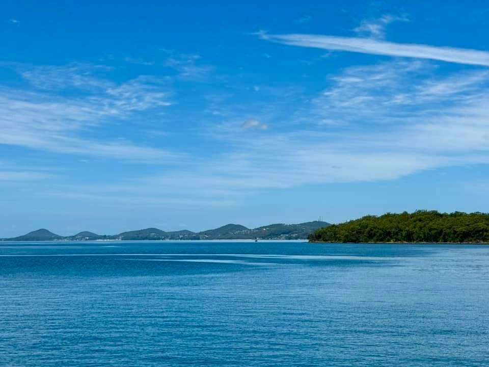 Wangi Queen Showboat Lunch Cruise