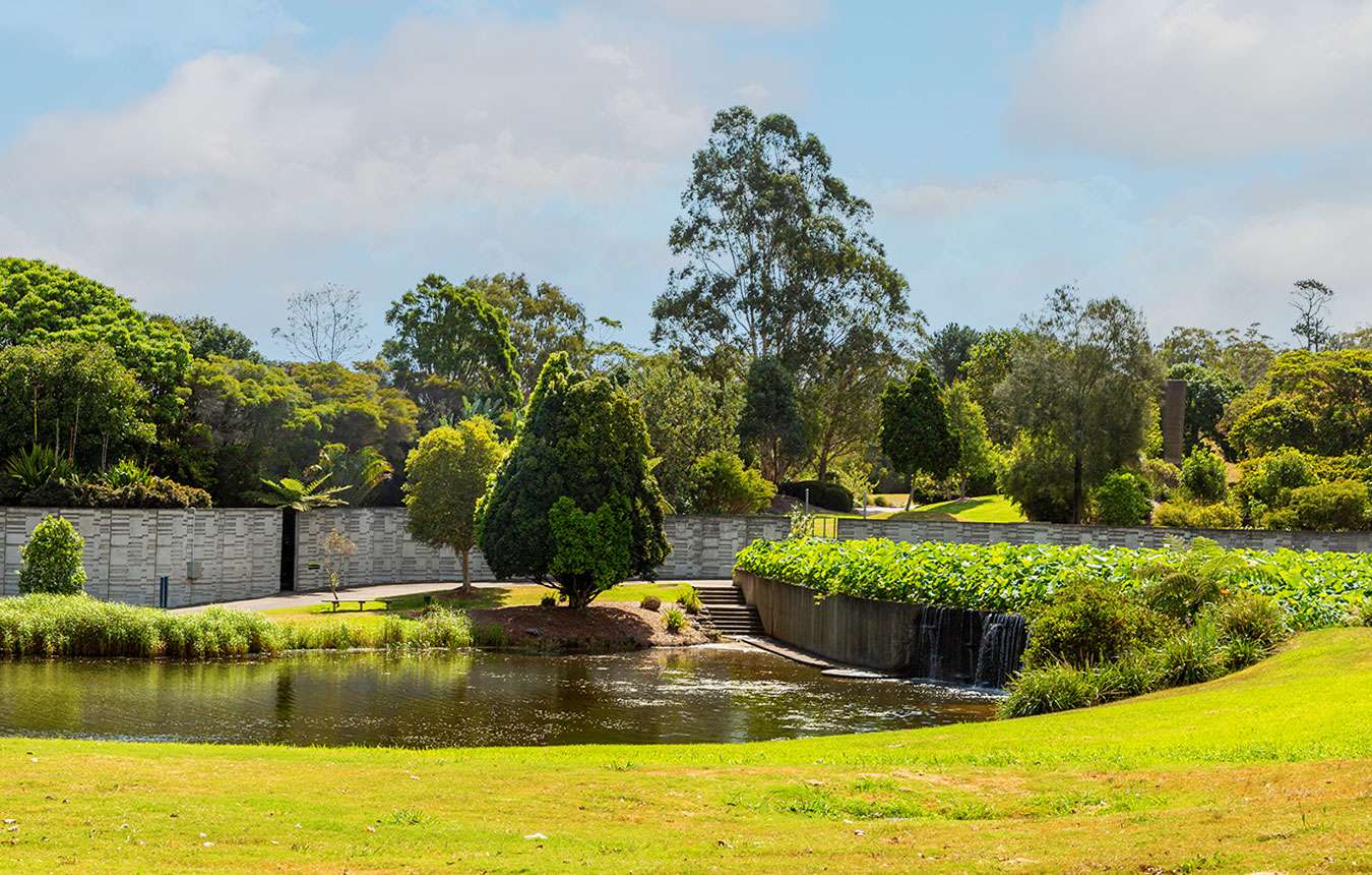 Gardens & Galleries Tour | Mount Penang, Ken Duncan Gallery & Edogawa Garden
